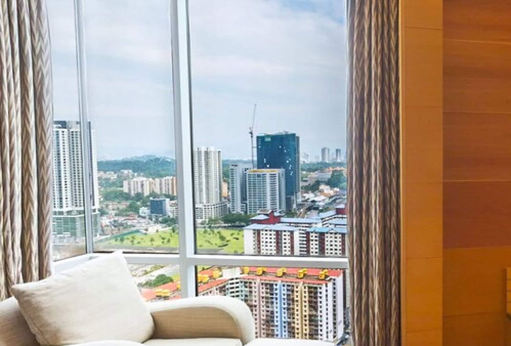 St Giles Gardens Hotel Kuala Lumpur Esterno foto View from the living room
