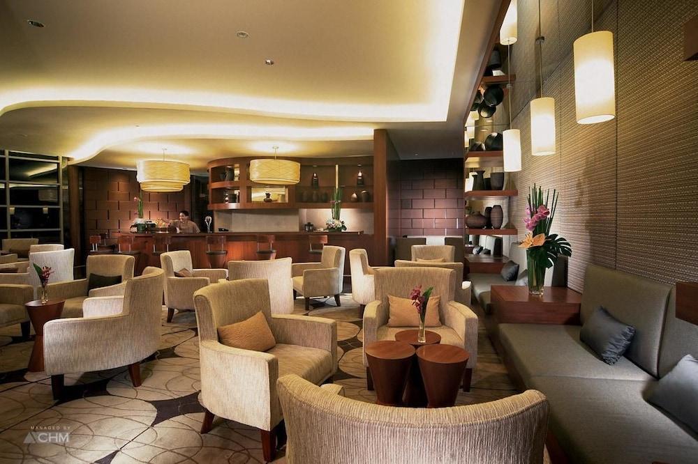 St Giles Gardens Hotel Kuala Lumpur Esterno foto The lounge at the airport